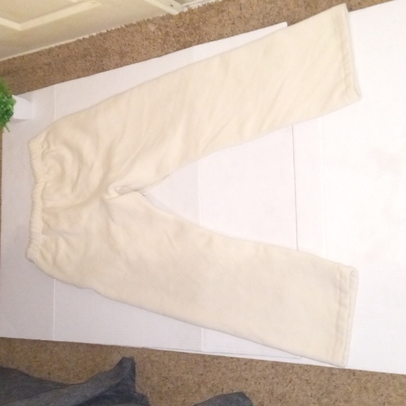 Fear of God Essentials Gender Inclusive Sweatpants. Mens XS. Cream. PRICE FIRM! - Picture 8 of 11
